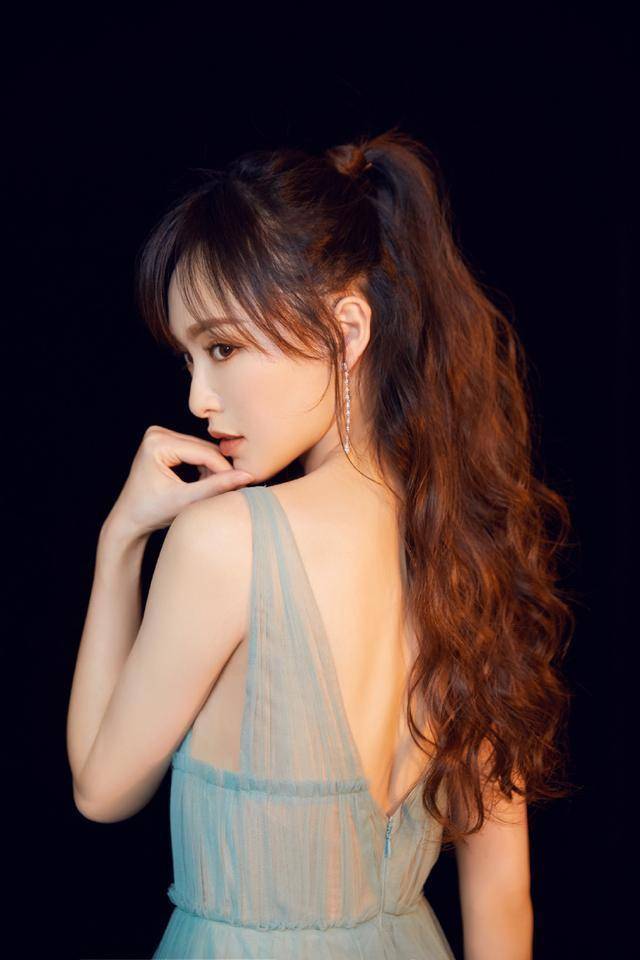 显得|这条薄纱裙真清透，太性感了