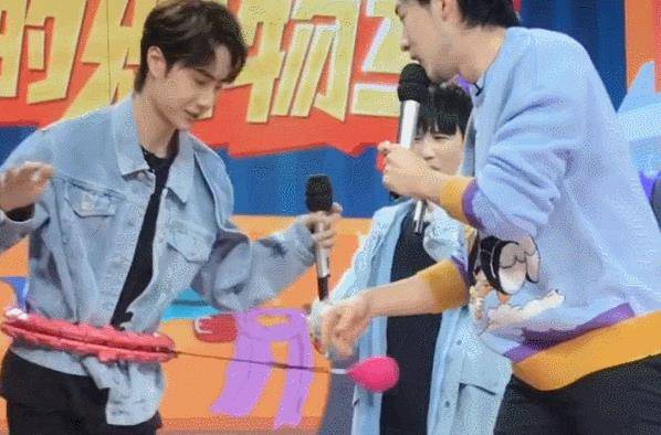 女神|女性“晨起”4大行为，比喝酒伤身，多数女神不自知，运动可改善