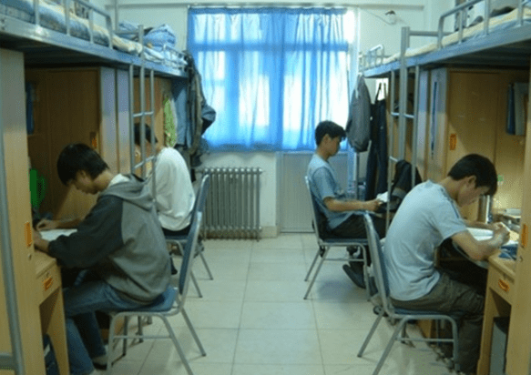 原创校外租房成大学生趋势北京教育局的通知引出学生心中忧虑