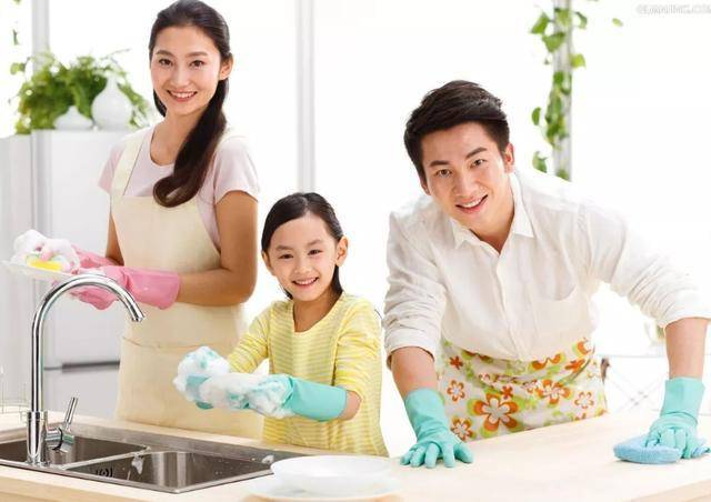 因为|新婚被婆婆立了规矩：工资低的做饭，儿媳晒出工资单后逆转局面
