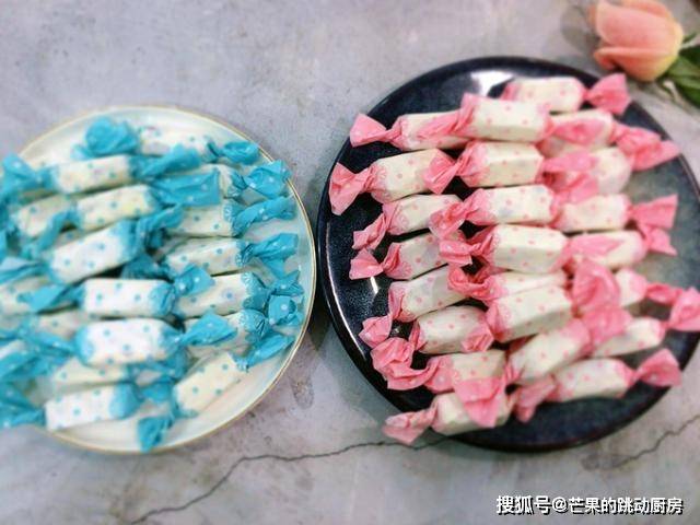 原创自制年货小零食,简单4步就搞定,比雪花酥好吃,孩子吃得更放心