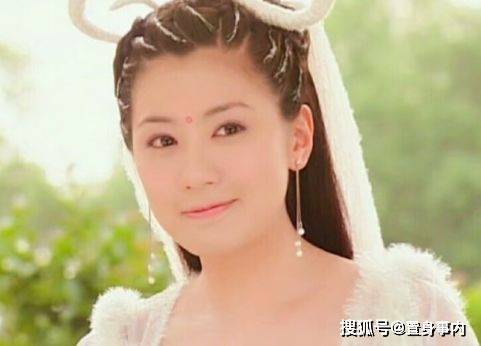 穆婷婷|戴白色头饰最美的6大女星，范冰冰第4，杨幂第2，第一童年女神