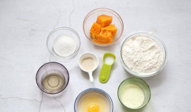 做法|南瓜加面粉，不做馒头包子，学会新做法，早餐从此不犯愁！