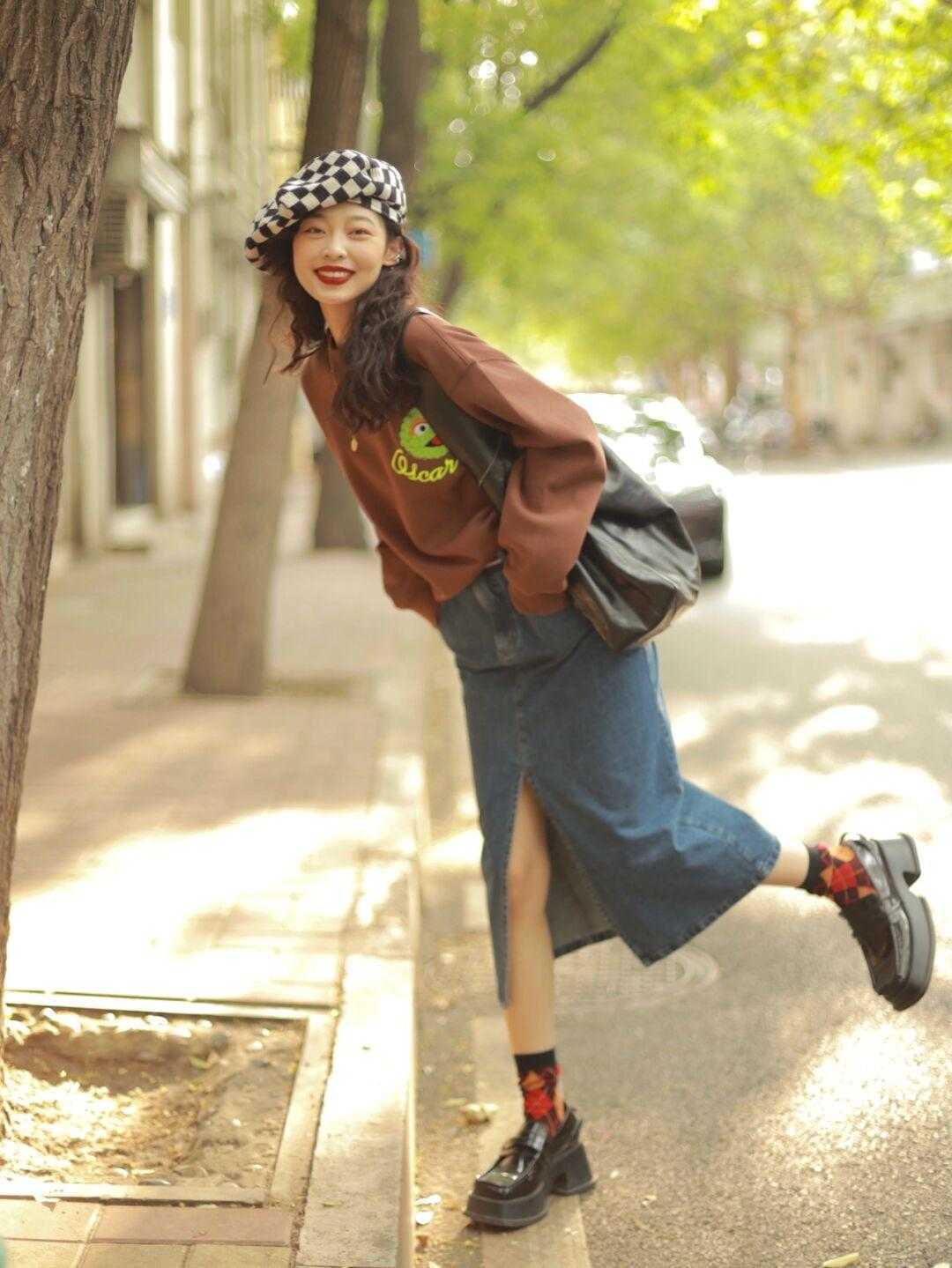 黑色|秋季穿不出时尚感？看看这几组穿搭方式，简约温柔还不挑人