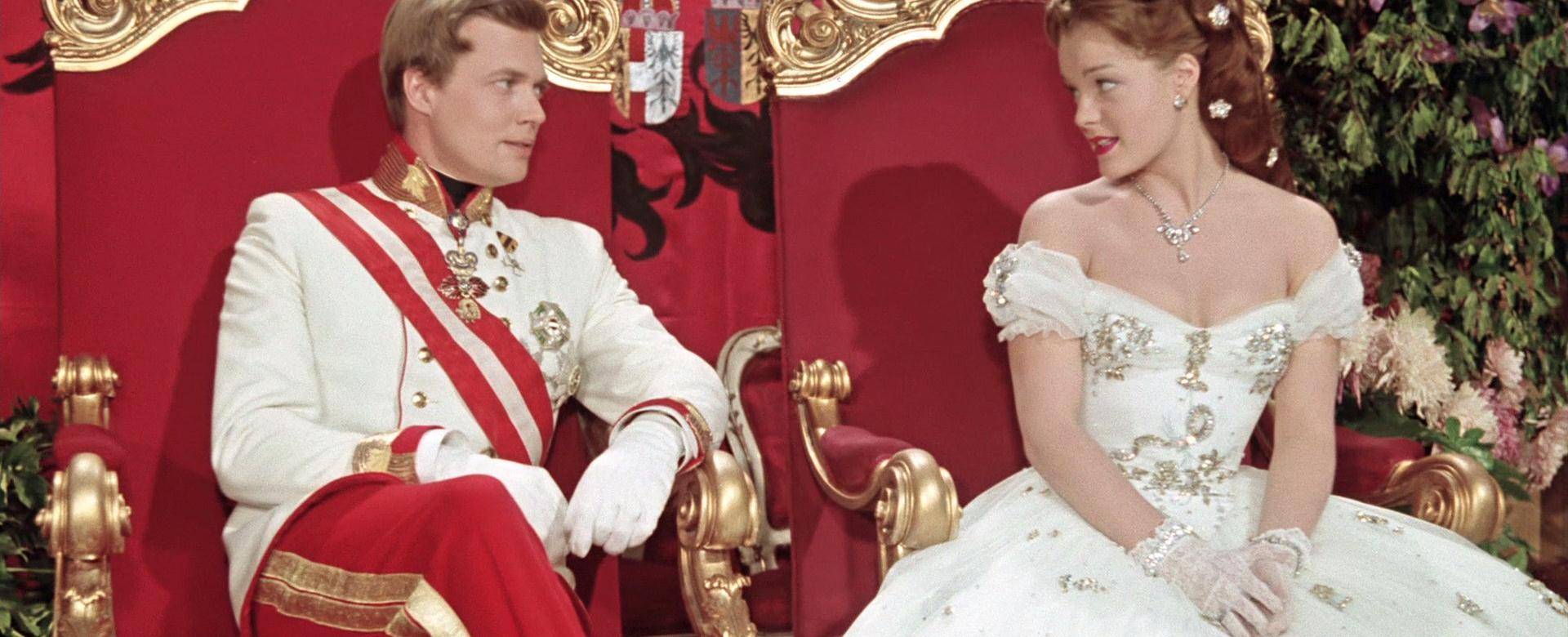 假发|茜茜公主三部曲背后的7个秘密：超6公斤的假发让罗密头疼