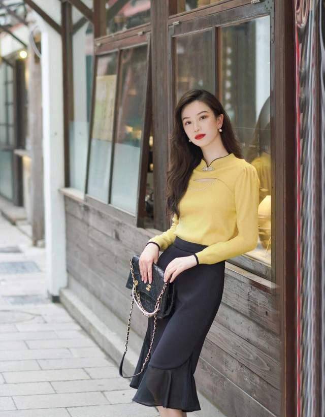 黑色|为什么今年的风衣,都宁愿配阔腿裤和白色衬衫?重点是真心好看