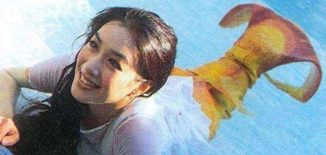 Jaden|钟丽缇晒母女三人美照,母女三人像姐妹花,越来越精致漂亮了