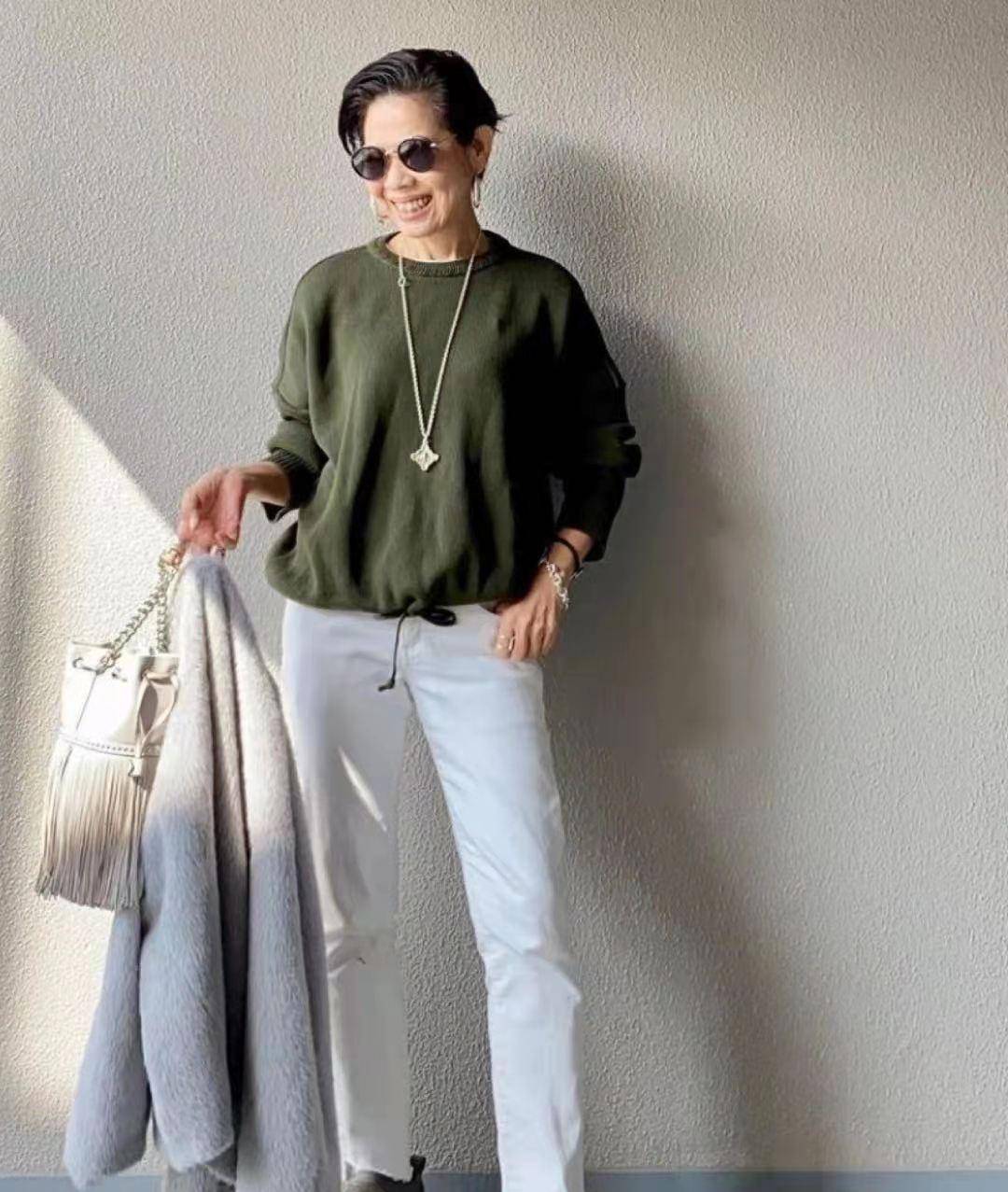 颜色|身高150+，58岁，她靠穿搭“逆龄”，是中年小个子不能错过的搭配