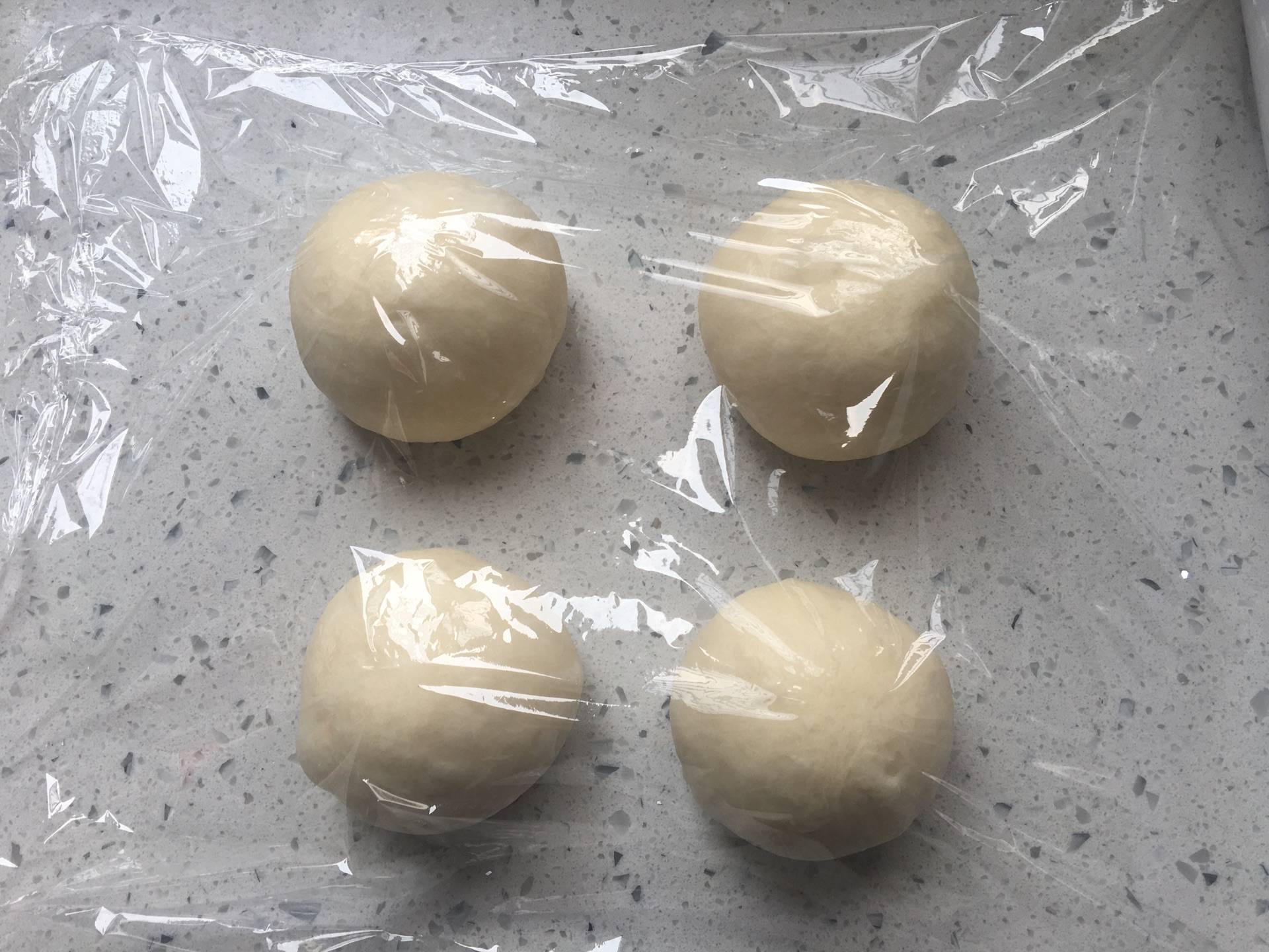 进行|香喷喷的奶酥面包，一出炉就满屋飘香，好吃的不得了