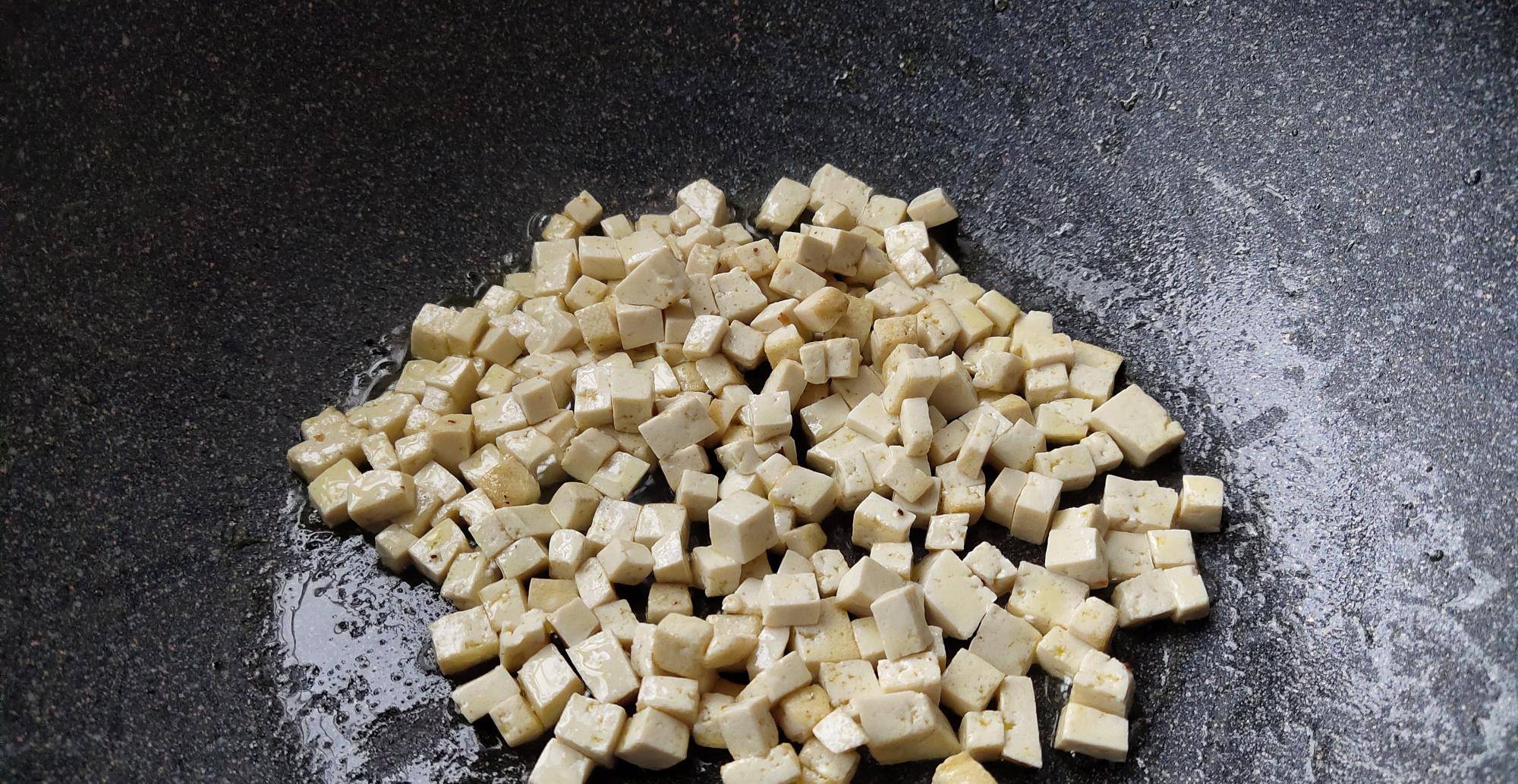 下水|秋天，豆腐和它是最佳搭档，入口浓浓的香味，比大鱼大肉吃着舒服