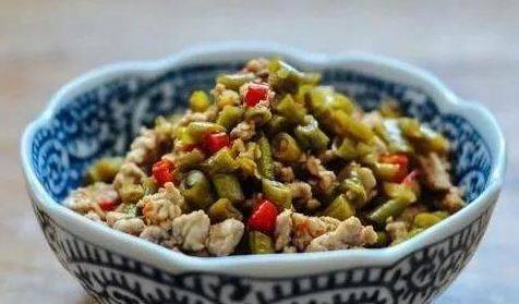 瘦肉炒豆角丁怎么炒好吃 c8f7adb637bb454286c15730cff8f6bd.jpeg
