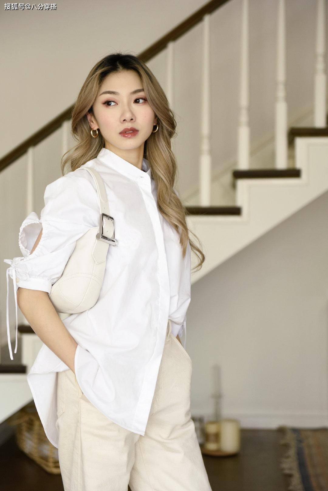 黑色|程晓玥的身材原来这么好，黑色抹胸配长裤高挑干练，时髦利落