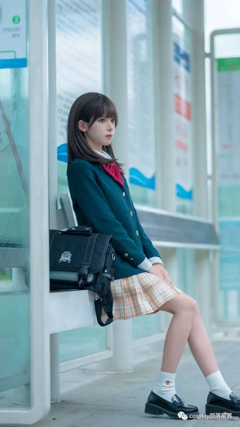 JK少女：车站上那个姑娘