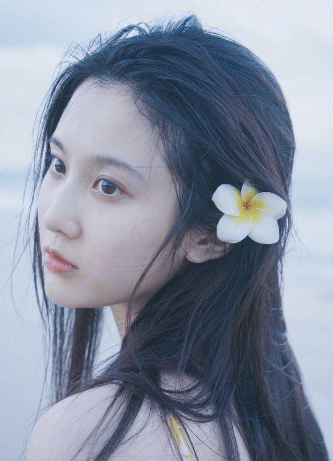 小豹|慧雯松韵李凯馨，谁是最美“包子脸”？