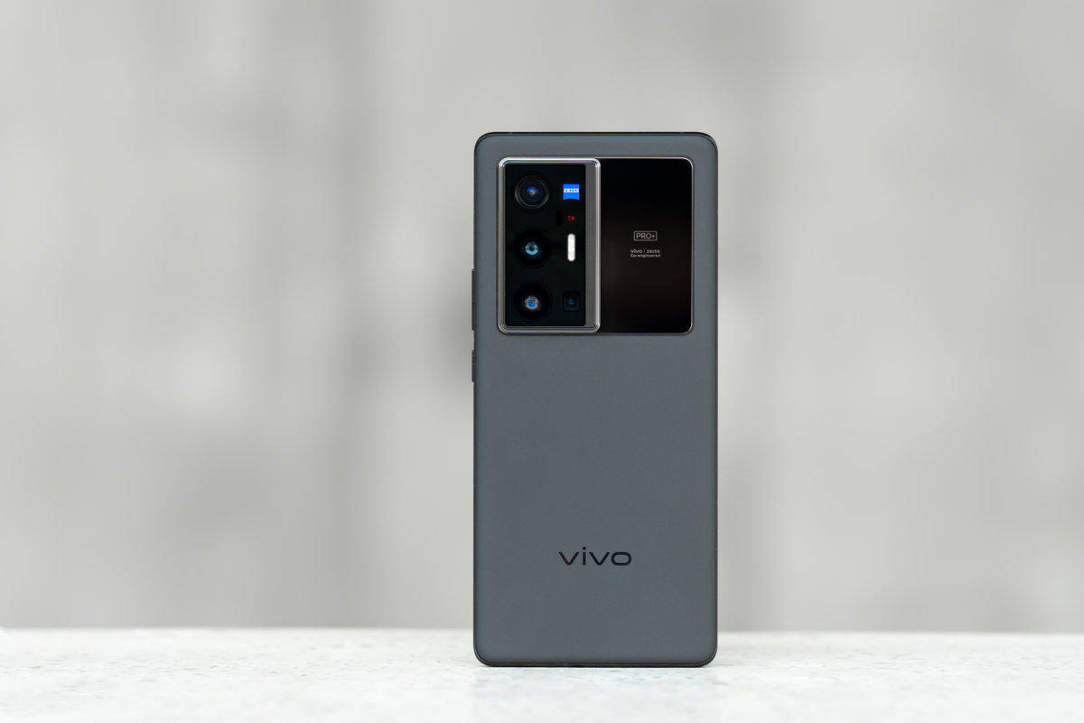 vivo不同系列背面 4f5a3439735a407eb337ee390348bffa.jpeg