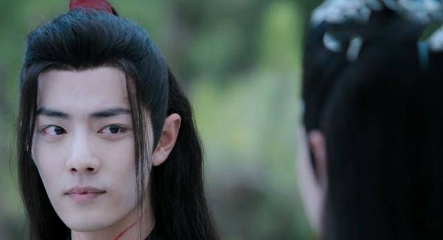 关系|思追抱魏无羡大腿,魏婴和蓝湛对视,谁注意温宁在干嘛?太细节