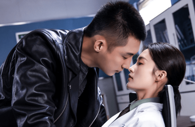 爱上特种兵剧情简介 83bdb3e627614ae08f429894ae5c3e51.png