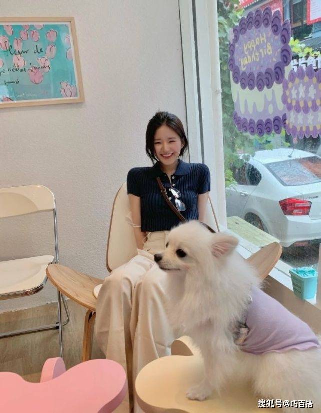 颜色|赵露思私服又登“热搜”了！简单基础又不失女神范，太值得学习了