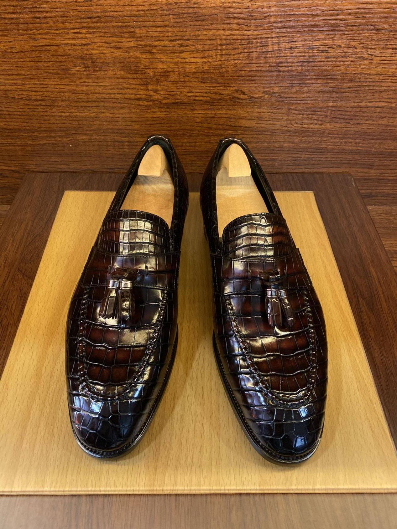 鳄鱼皮鞋耐磨程度是牛皮的4到5倍