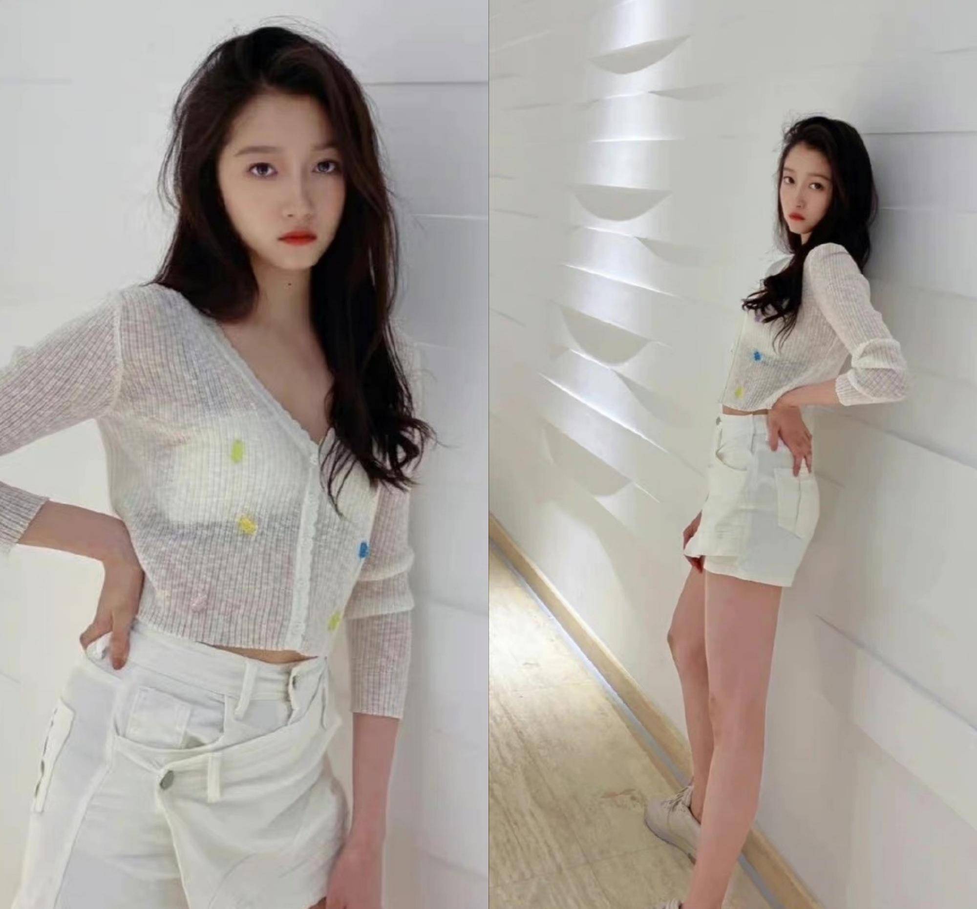 影城|鹿晗真有福气,女友关晓彤穿紧身裤逛环球影城,腿长比例不输超模