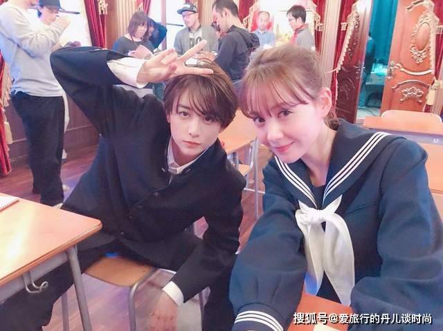 颜色|美女模特的时尚穿搭，5种颜色搭配搞定，您也能做得到呢