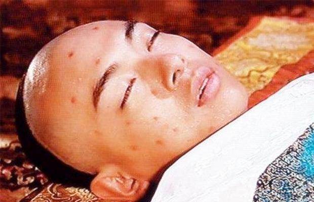 慈禧在窗外听到一个消息第二天同治帝就死了从此民间众说纷纭