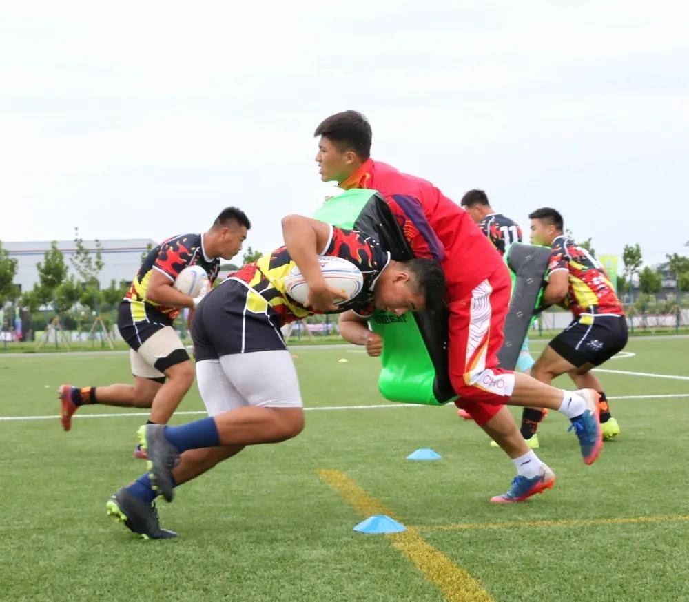 十四运会| 十年磨一剑，重庆橄榄球首登全运会赛场！_搜狐网