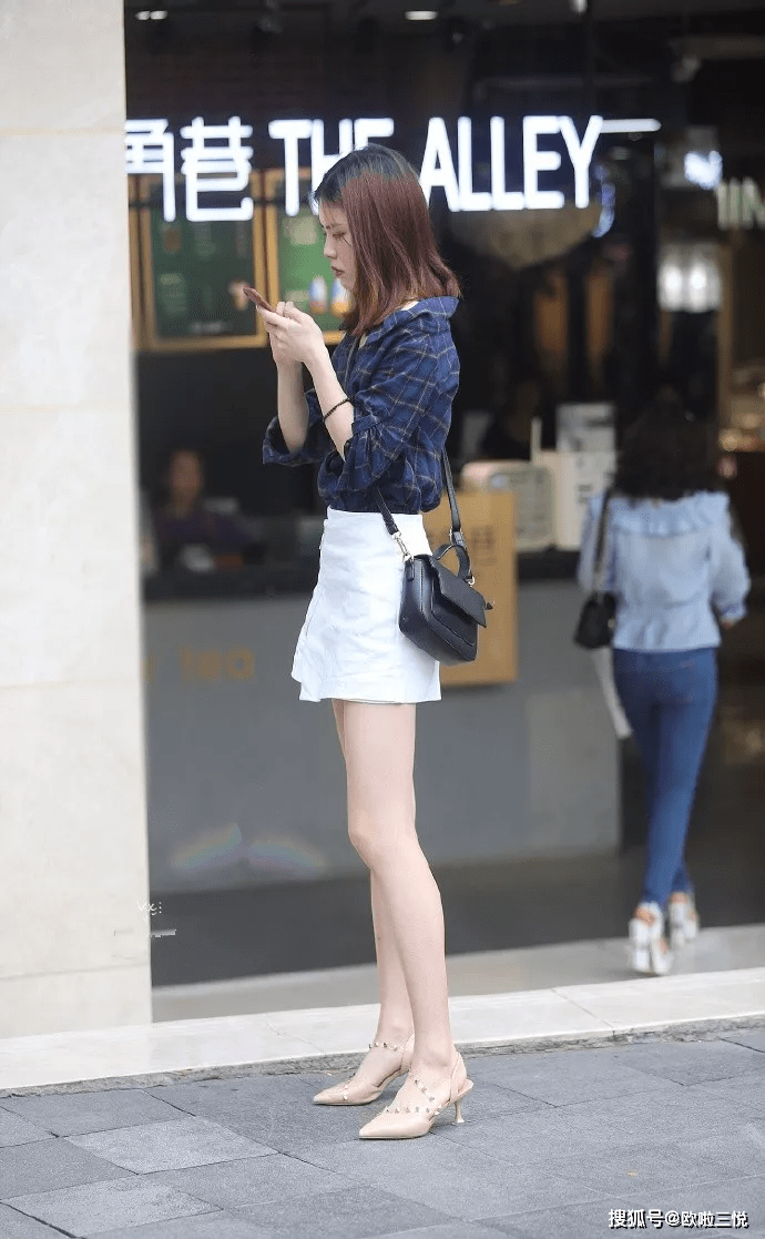 高跟鞋|她的穿搭：女神搭配高跟鞋，走出楚楚动人的姿态