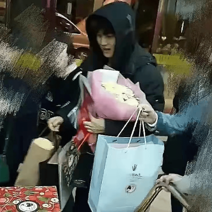 因为|古偶剧天花板任嘉伦，现代剧槽点满满，从偶像到演员的路还很长?