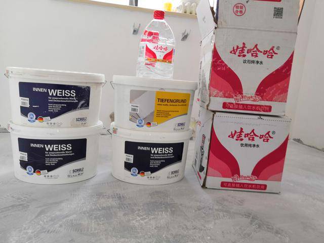 因为|深色乳胶漆多涂几遍颜色会更深吗？