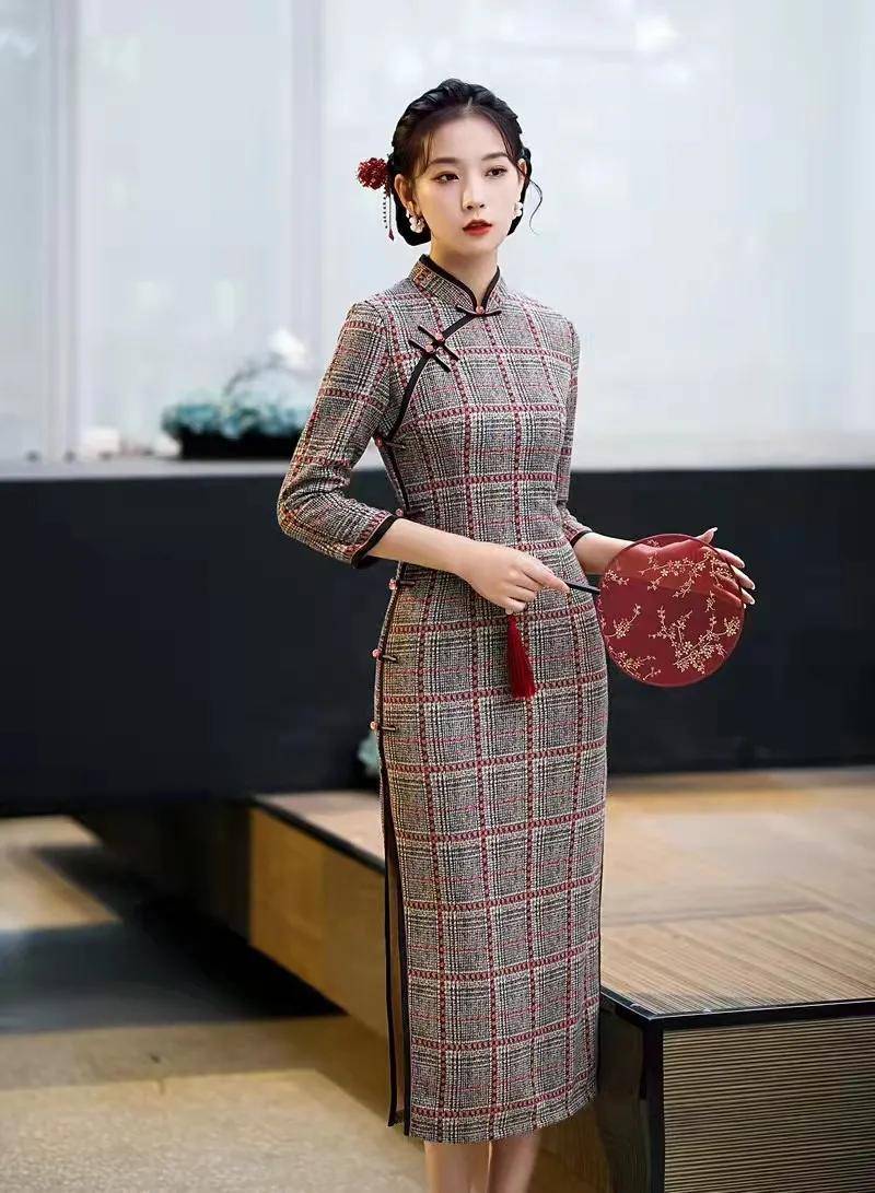 面料|现代改良版毛呢旗袍,寄托秋日的多情,做男性心目中的理想女性。