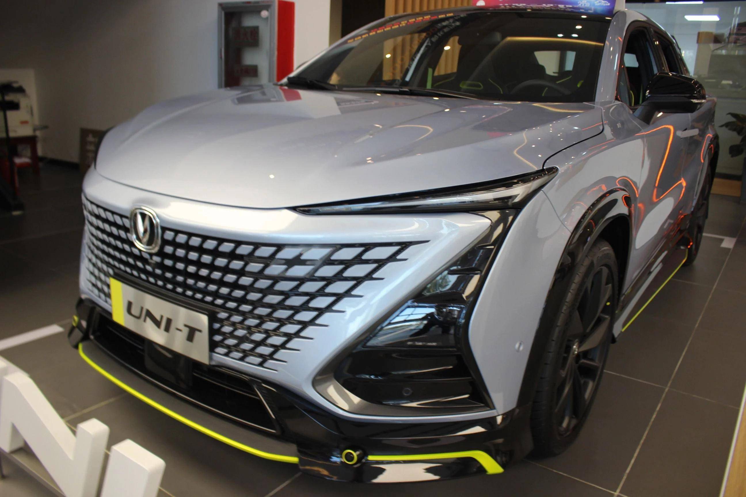 2022款长安uni-t运动版到店,外观高级,1.