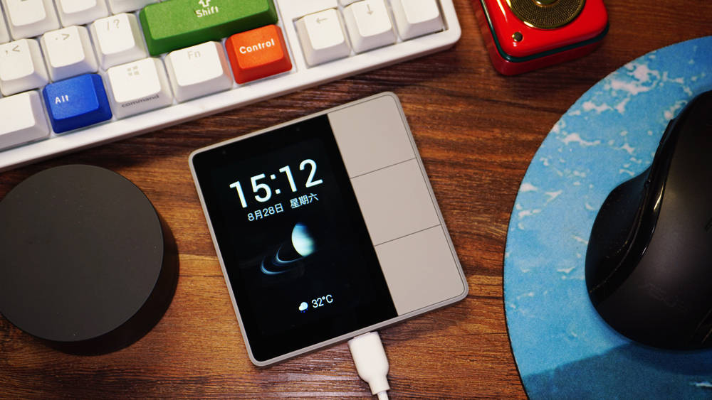 家电联动变智能提升生活幸福感欧瑞博mixpad触屏语音开关上手体验