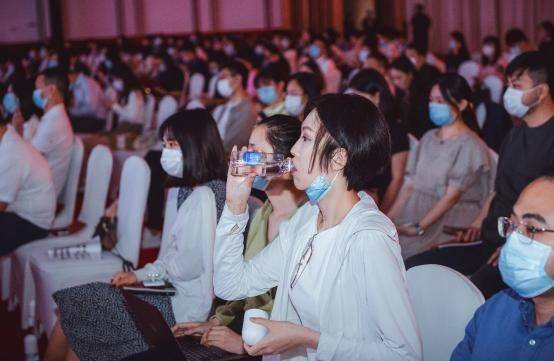 原料|水润新“肌”遇 华熙生物水肌泉新品biu弹来袭