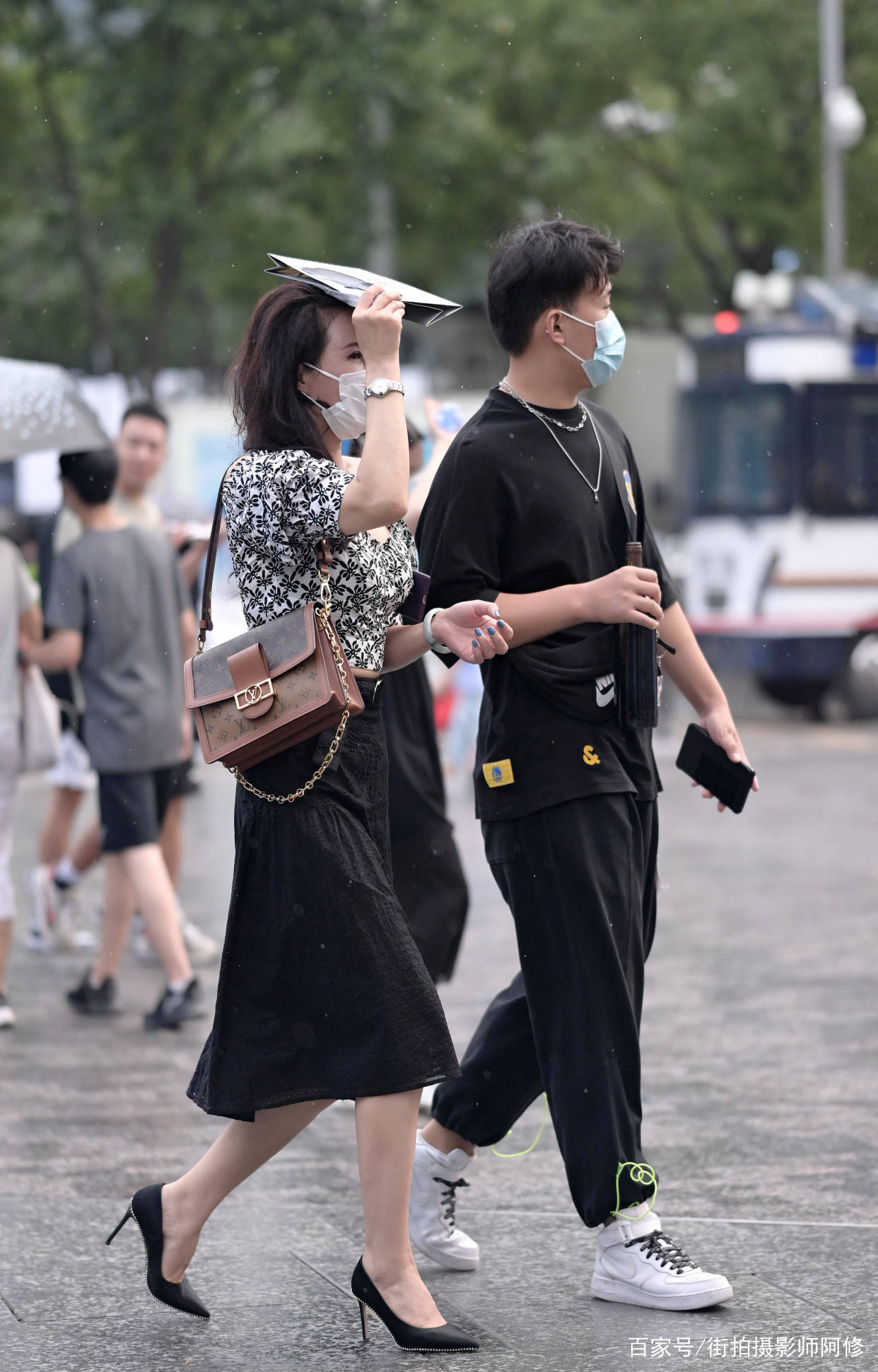 设计|尖头细跟鞋,不挑年龄又很百搭,很多时尚女士都很喜欢