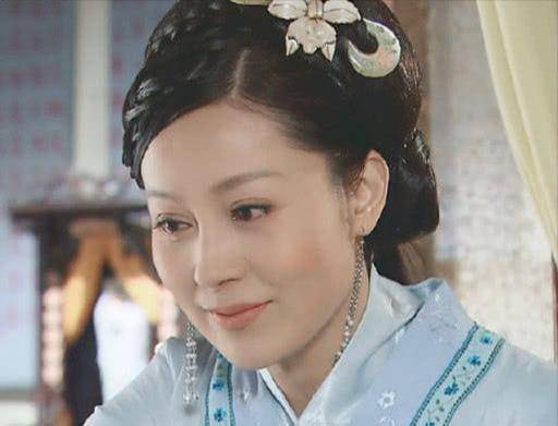 萧承煦|失婚女人邬倩倩:年老色衰去整容?膝下无子,抚养侄女抱团取暖