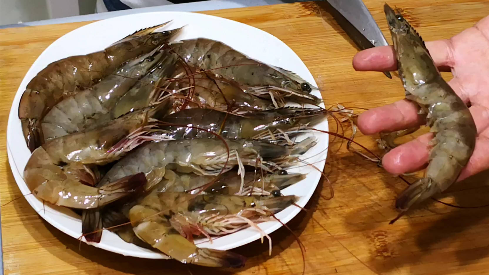 大虾怎么煮不腥不柴 3bd32c2efbf54f9b9a1323bf899fa47c.jpeg