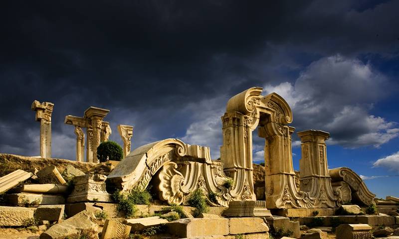 1860年第二次鸦片战争期间,英法远征军入侵中国,北京圆明园被英法军队