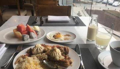 空腹|吃了早饭去晨练还是空腹去?并不是每个人都适合晨练,望你早知道