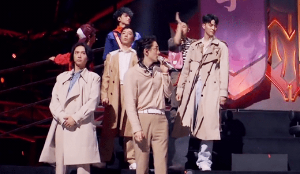 张晋|《哥哥》三公造型齐翻车：大湾区风格跑偏，张晋阵营像丐帮，张智霖撑门面