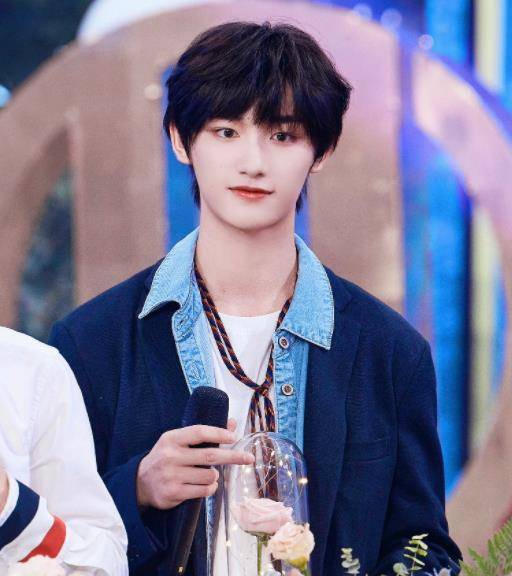 张雨绮|除丁程鑫外，《快本》还将加入两位常驻嘉宾？预告揭晓节目新走向