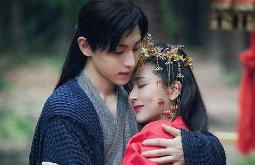 阿乐乐|杨紫新剧“遭争议”，成毅借此“提升咖位”？还未上映便引来群嘲