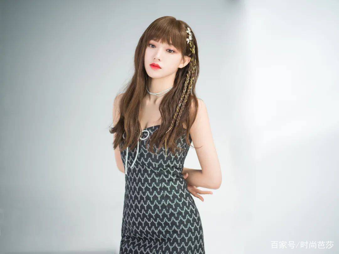 发型|长成她这样，才敢叫“美人天花板”吧？