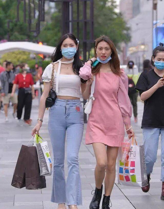 个性|春季少穿“打底裤”,这样搭时髦又减龄,越穿越有气质!