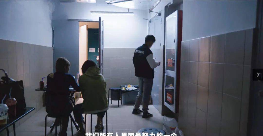 因为|为什么在《脱口秀大会》中何广智能战胜黑马徐志胜？