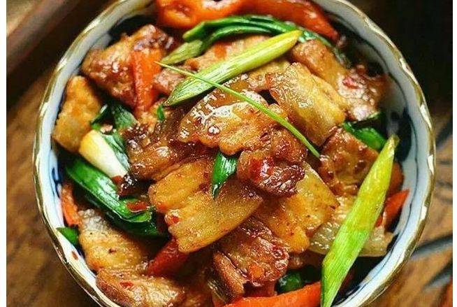 回锅肉怎么煮熟 b986f284f16d4d9f99acb716b8fb9ae4.jpeg