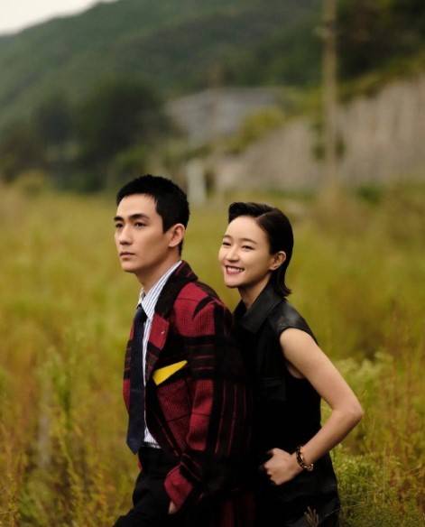 时尚芭莎给电影《峰爆》拍铁道大片啦_焦俊艳