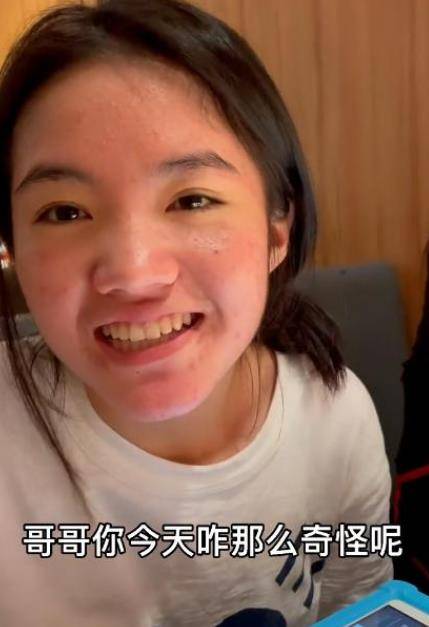 生活|《变形记》李勒优近照曝光，被宠成小公主，她的脸却“不给力”