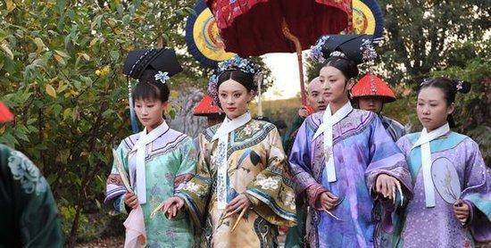 角色|她被《甄嬛传》剧组看中，导演觉得她的虎牙碍事，为角色赶紧拔掉