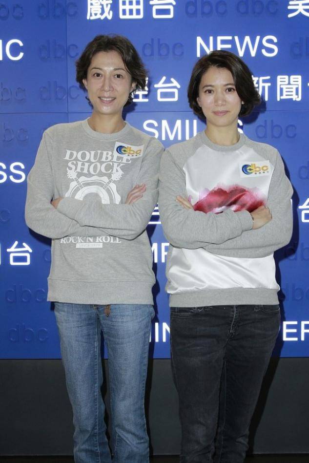 风姿 长相和身材哪个重要，袁咏仪吴绮莉同穿休闲装，展现中年女性风姿